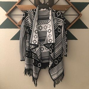 Aztec Cardigan size SM